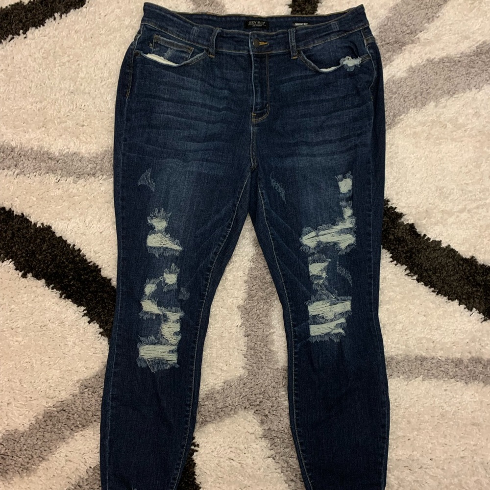 Judy Blue Los Angeles skinny 20W 20 W ripped distressed raw hem jeans
